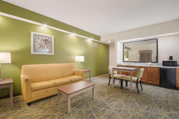 Quality Inn Alcoa Knoxville image 17