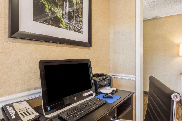 Quality Inn Alcoa Knoxville image 22